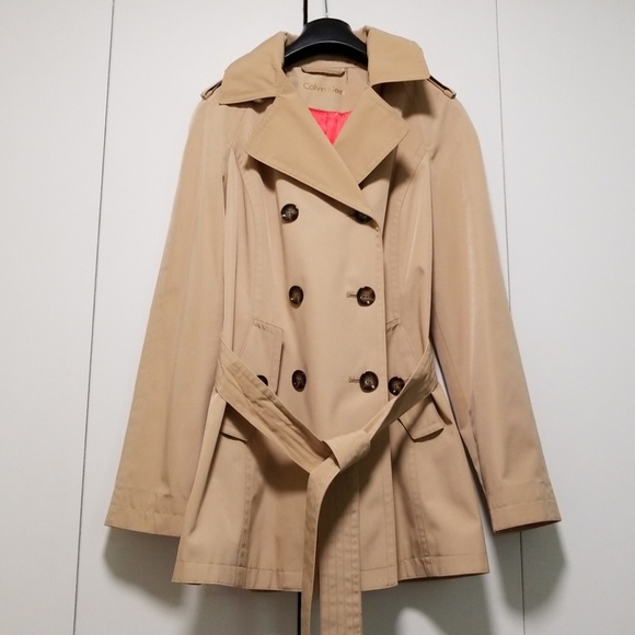 Short Trench Coat With Removable Hood 